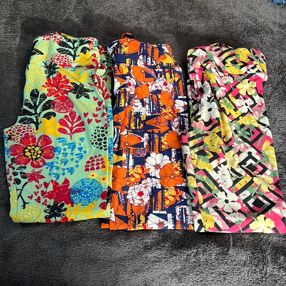 Lularoe flowered leggings